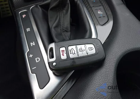 2011 Kia Optima Sx z USA, uszkodzony, nr VIN KNAGR4A65B5087203